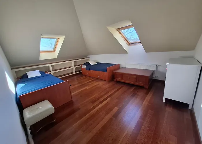 Dom Nad Jeziorem Na Kaszubach וילה